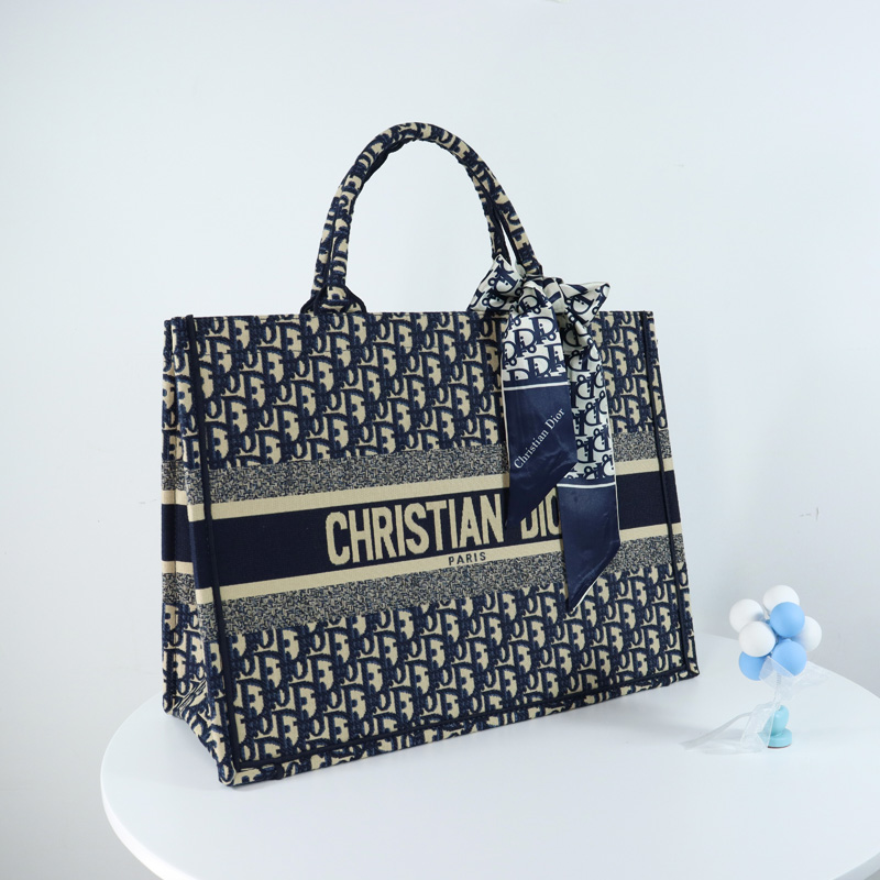 Luxury Designers the tote bag Top Original Totes Bag Tiger Embroidery BOOK Handbag TOTE Women's Classic Handle Laptop Large Capacity Shopping Bag Commuting Canvas 03, #38 weave
Luxury Designers the tote bag Top Original Totes Bag Tiger Embroidery BOOK Handbag TOTE Women's Classic Handle Laptop Large Capacity Shopping Bag Commuting Canvas 03, #38 weave