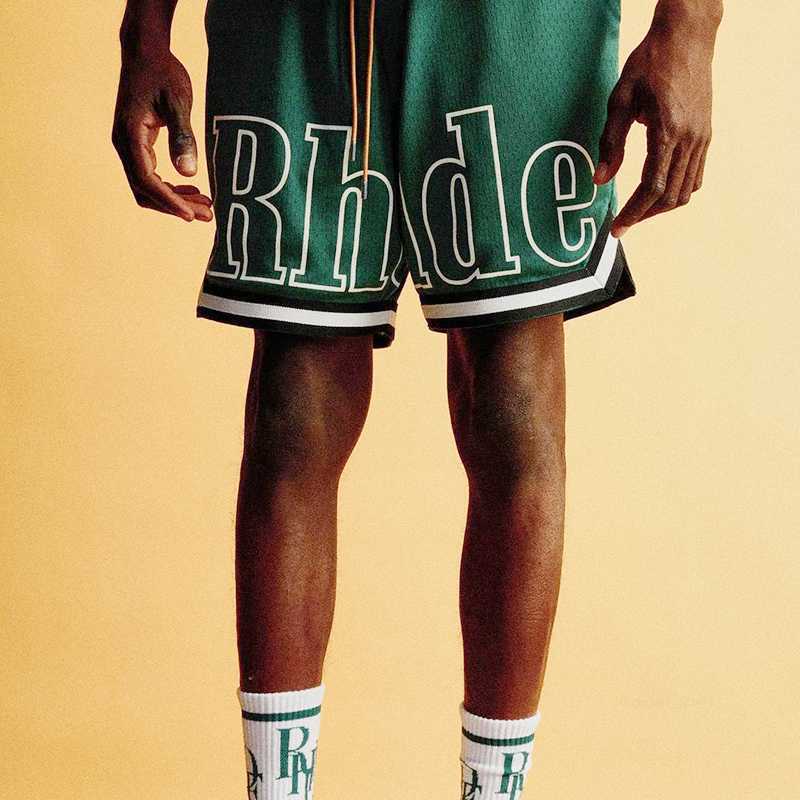 Rhude Court Shorts Letter Print Drawstring High Street High Quality Men' and Women' Loose Mesh Casual Sports Shorts, Black
Rhude Court Shorts Letter Print Drawstring High Street High Quality Men' and Women' Loose Mesh Casual Sports Shorts, Black