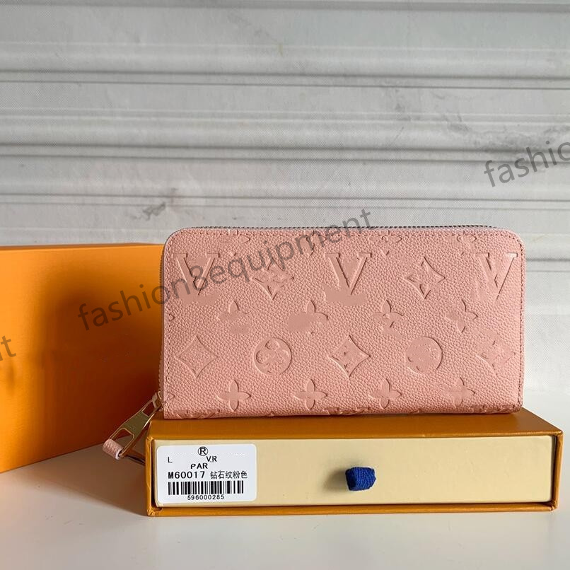 Top Fashion designer flowers wallets luxurys Men Women zipper leather bags Classic clutch wallet Letters coin Purse Original Box Plaid card holder, 10 brown square
Top Fashion designer flowers wallets luxurys Men Women zipper leather bags Classic clutch wallet Letters coin Purse Original Box Plaid card holder, 10 brown square