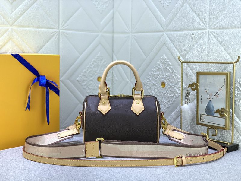 SPEEDY 20 Double Shoulders strap Shoulder Bags Boston Bag Crossbody Designer Fashion Luxury Handbag Genuine Leather Messenger Bag Wallet Coin Purse for Woman Lock, 2#
SPEEDY 20 Double Shoulders strap Shoulder Bags Boston Bag Crossbody Designer Fashion Luxury Handbag Genuine Leather Messenger Bag Wallet Coin Purse for Woman Lock, 2#