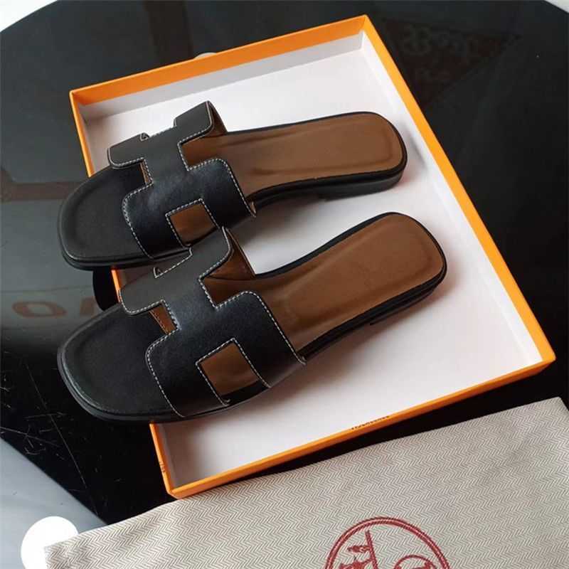 Luxurys Summer Versatile Womens Slides 2023 Designer Network Red Slippers Oran Sandals Genuine Leather Flat Bottom Beach UPHO
Luxurys Summer Versatile Womens Slides 2023 Designer Network Red Slippers Oran Sandals Genuine Leather Flat Bottom Beach UPHO