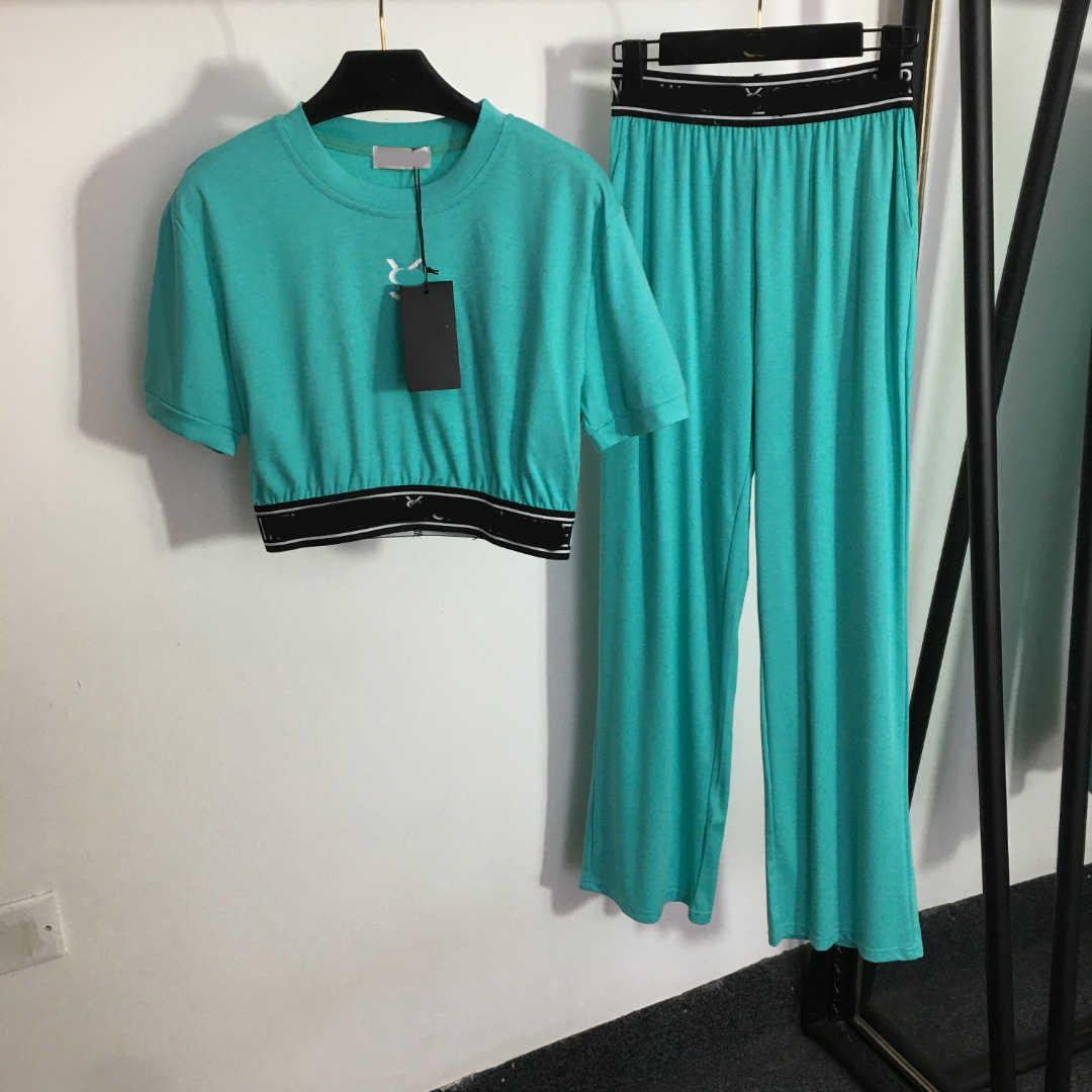 23ss Womens Tracksuits womens designer clothing Monogram print webbing waist closed short sleeve T-shirt elastic high waist wide leg trousers set Women Clothes, 10
23ss Womens Tracksuits womens designer clothing Monogram print webbing waist closed short sleeve T-shirt elastic high waist wide leg trousers set Women Clothes, 10