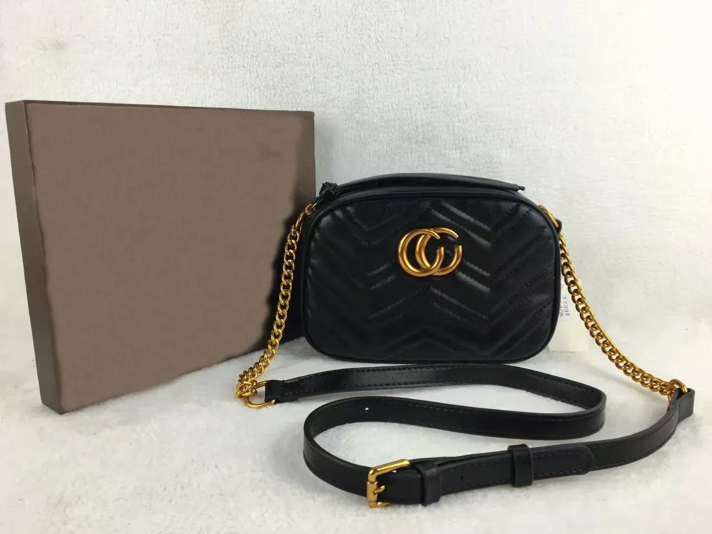 5A Quality Black Shoulder Bags GGs Bags Women Handbags Gold Chain Crossbody Soho Bag Disco Messenger Bag Purse Wallet 5 colors A037, Red
5A Quality Black Shoulder Bags GGs Bags Women Handbags Gold Chain Crossbody Soho Bag Disco Messenger Bag Purse Wallet 5 colors A037, Red