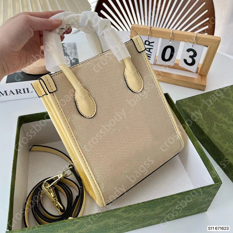 Women's Fashion Handbag Crossbody Designer Handbag Luxury Bag Small Square Bag Candy Color Multicolor with Box, Color 1
Women's Fashion Handbag Crossbody Designer Handbag Luxury Bag Small Square Bag Candy Color Multicolor with Box, Color 1