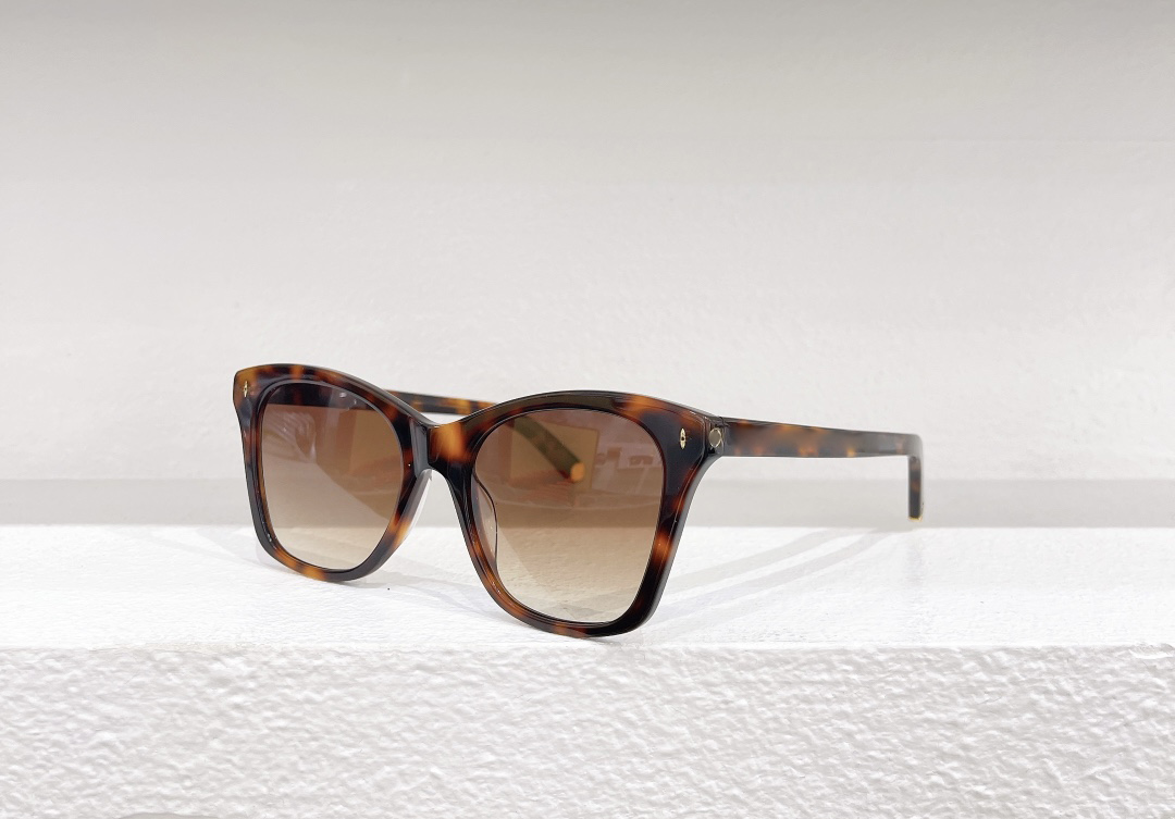 Men Sunglasses For Women Latest Selling Fashion Sun Glasses Mens Sunglass Gafas De Sol Glass UV400 Lens With Random Matching Box 1862
Men Sunglasses For Women Latest Selling Fashion Sun Glasses Mens Sunglass Gafas De Sol Glass UV400 Lens With Random Matching Box 1862
