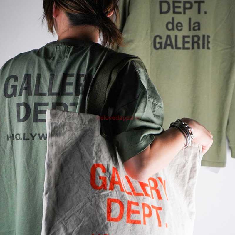 Fashion Designer Clothing Brand Galleryes Depts Tees Tshirt Six Color Classic Print Fashion Round Neck High Street T-shirt Casual Streetwear Sportswear, Sky blue
Fashion Designer Clothing Brand Galleryes Depts Tees Tshirt Six Color Classic Print Fashion Round Neck High Street T-shirt Casual Streetwear Sportswear, Sky blue