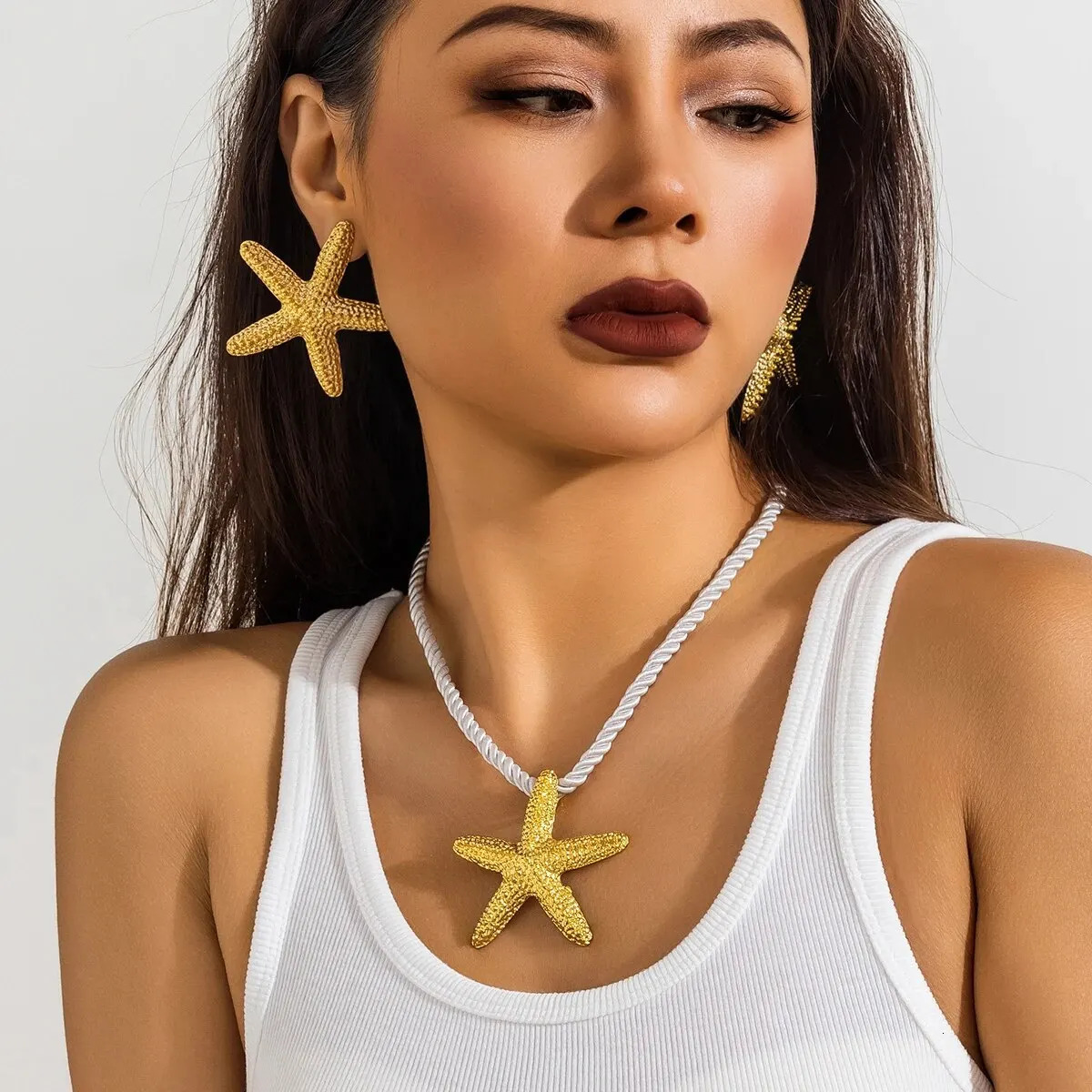 Beaded Necklaces Exaggerated Boho Colorful Metal Big Starfish Star Pendant Choker Necklace Stud Earrings Summer Punk Chunky Chain Y2K Jewelry Set 2311