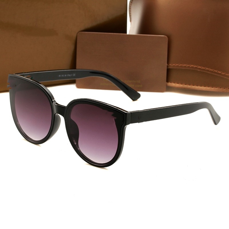 Women Designer Sunglasses Men Eyeglasses Outdoor Shades PC Frame Fashion Classic Lady Sun glasses Mirrors for 5152
Women Designer Sunglasses Men Eyeglasses Outdoor Shades PC Frame Fashion Classic Lady Sun glasses Mirrors for 5152
