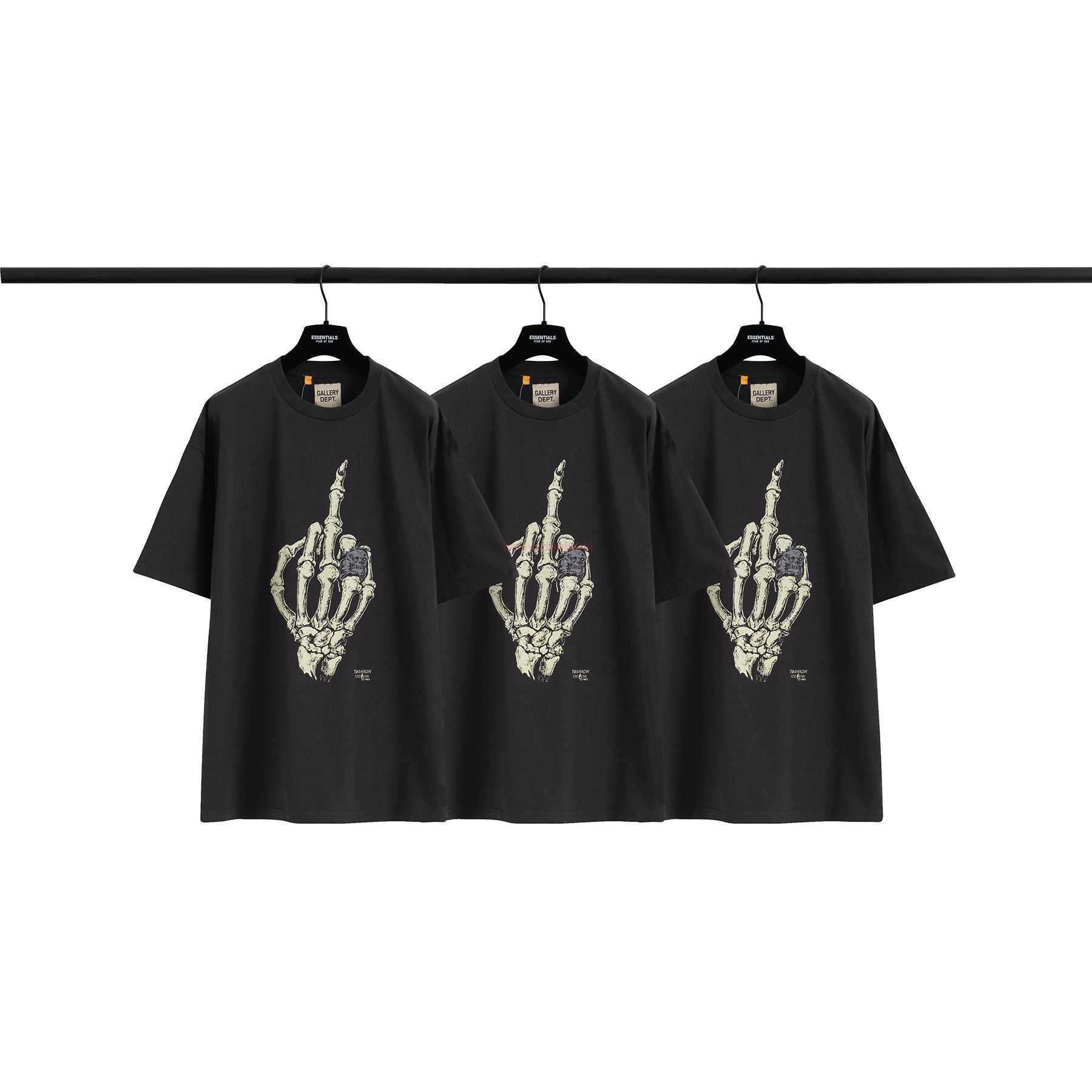 Fashion Designer Clothing Galleryes Depts Tees Tshirt Skull Middle Finger Garment Wash American Brand High Street Loose Men's Round Neck Short Sleeve T-shirt, Black ouyang nana with the same spot
Fashion Designer Clothing Galleryes Depts Tees Tshirt Skull Middle Finger Garment Wash American Brand High Street Loose Men's Round Neck Short Sleeve T-shirt, Black ouyang nana with the same spot