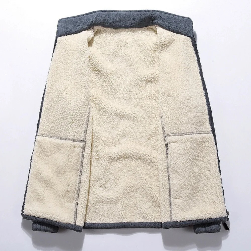 Men's Jackets Mens Thick Fleece Men Outwear Sportswear Wool Liner Warm Coats Man Thermal Coat Winter Plus Size L4XL 231124