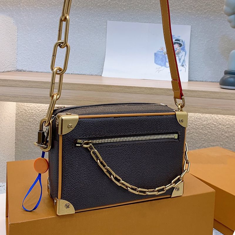 mini soft trunk box Bag men women Handbag Designe crossbody bag Chain Messenger Purse wallet
mini soft trunk box Bag men women Handbag Designe crossbody bag Chain Messenger Purse wallet
