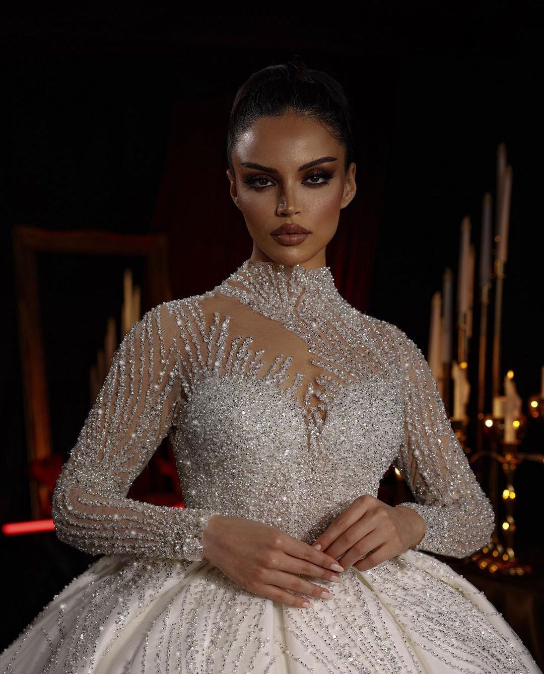 Luxury Ball Gown Wedding Dresses Long Sleeves V Neck Halter Sequins Applique 3D Lace Ruffles Bridal Gowns Beads Formal Dress Plus Size Custom Made Ves
