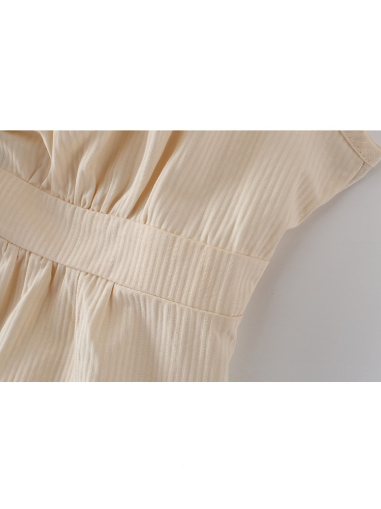 Camisoles Tanks Casual Women Beige Backless Slim Camisole Summer Fashion Ladies Spice Female Knitted Sleeveless Solid Color Top 230426