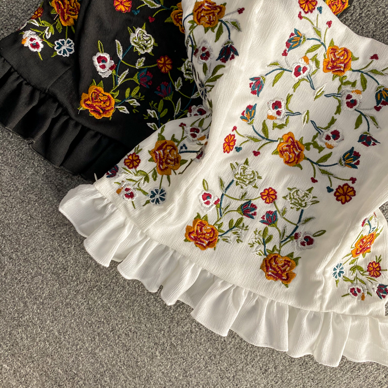 Camisoles Tanks Embroidered crop tops tank top woman sleeveless camisole slim fit tanke tops ruffle camis for women summer 230426