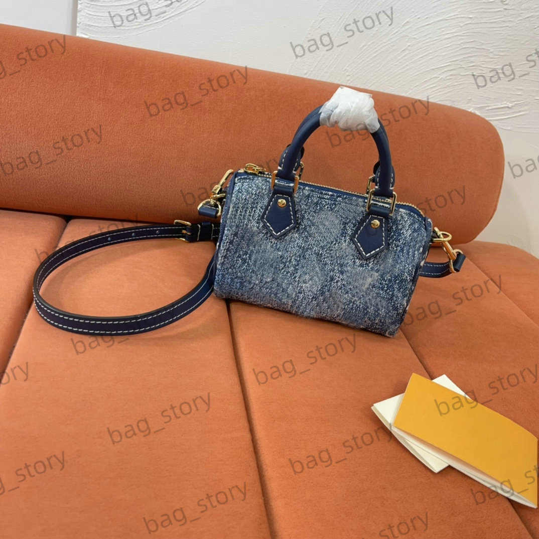 Nano Speedy Women Mini Boston Bags Monograms Embossed Cross Body Shoulder Bag Adjustable Strap Luxurys Handbag M81085 M81168 M81213
Nano Speedy Women Mini Boston Bags Monograms Embossed Cross Body Shoulder Bag Adjustable Strap Luxurys Handbag M81085 M81168 M81213