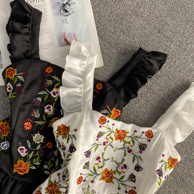 Camisoles Tanks Embroidered crop tops tank top woman sleeveless camisole slim fit tanke tops ruffle camis for women summer 230426