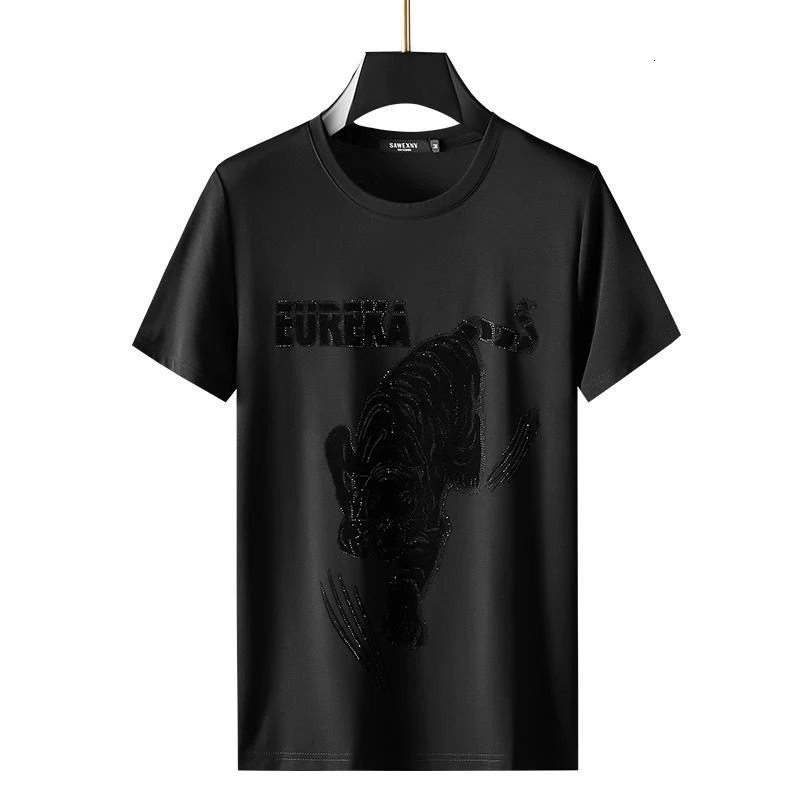 Men's T-Shirts European High-End Men's Short Sleeve Flocking Tiger Head Diamond T-Shirt Men's Summer Top Trend Half Sleeve Men 230426