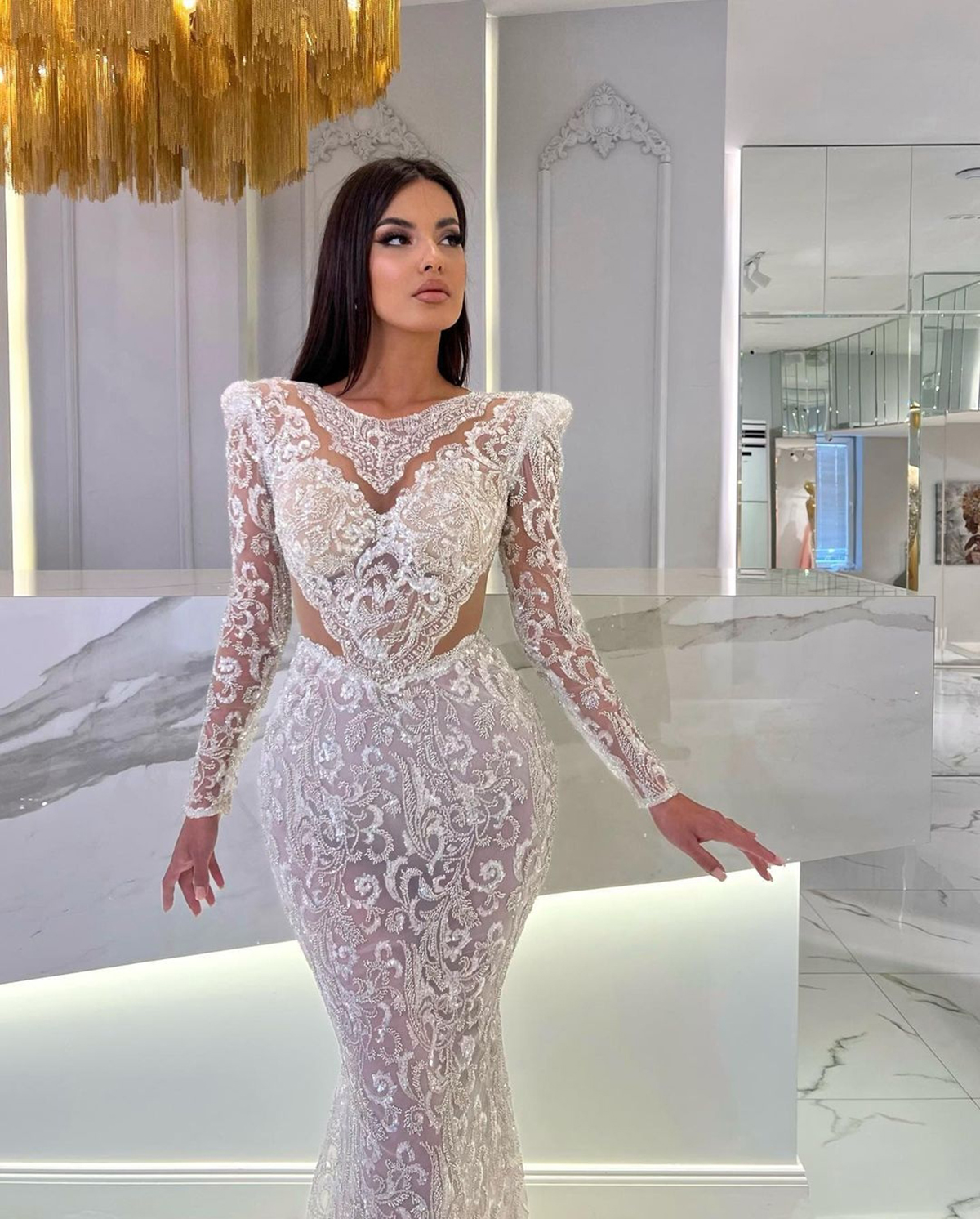 Exquisite Mermaid Wedding Dresses Long Sleeves V Neck Halter Beaded Sequins Appliques Detachable Train Bridal Gowns Plus Size Vestido de novia Custom