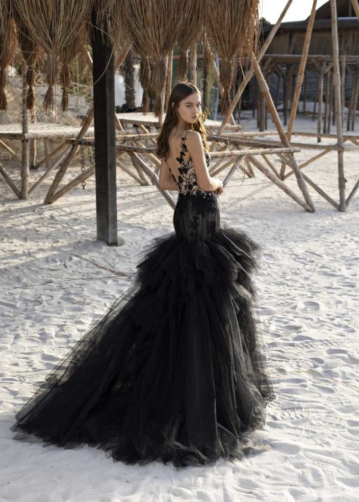 Fabulous Back Lace Flower Appliques Mermaid Prom Dresses Mix Color Ruchde Tutu Tulle Long Evening Gowns Gothic Garden Bridal Party Dress