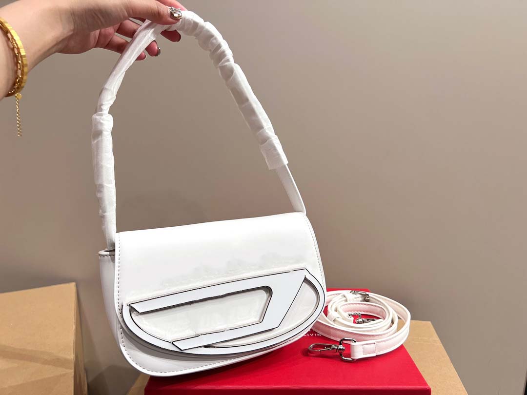 Women Designer Bag Handbag Shoulder bag Purse Shiny Genuine Leather crossbody bag high grade quality totes
Women Designer Bag Handbag Shoulder bag Purse Shiny Genuine Leather crossbody bag high grade quality totes