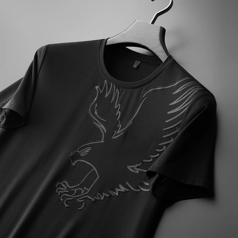Men's T-Shirts European high-end eagle diamond printed round neck T-shirt for men summer fashion personality casual short-sleeved men 230426