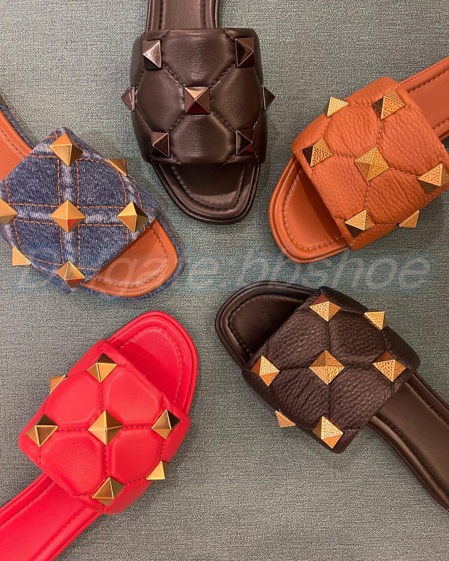 luxury man slipper designer Roman stud Quilted slide nappa leather flat rivet WITH ORIGINAL BOX Hot unisex shoe beach flip flops sandal, #1
luxury man slipper designer Roman stud Quilted slide nappa leather flat rivet WITH ORIGINAL BOX Hot unisex shoe beach flip flops sandal, #1