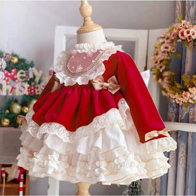 Girl s Dresses 2023 Christmas Carnival Year Style Girls Princess Dress Lace Bowtie Birthday Party Elegant Evening 231124
