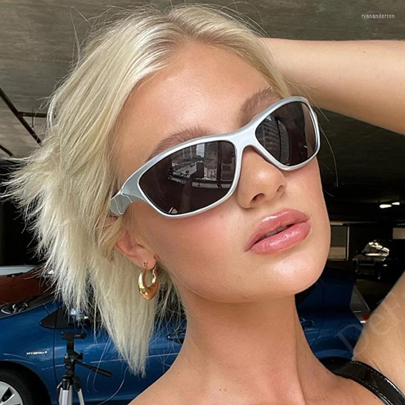Sunglasses Trendy Steampunk Goggle Silver Rectangle Women's Vintage Shades Outdoor Sports Sun Glasses Futuristic Y2K Streetwear
Sunglasses Trendy Steampunk Goggle Silver Rectangle Women's Vintage Shades Outdoor Sports Sun Glasses Futuristic Y2K Streetwear