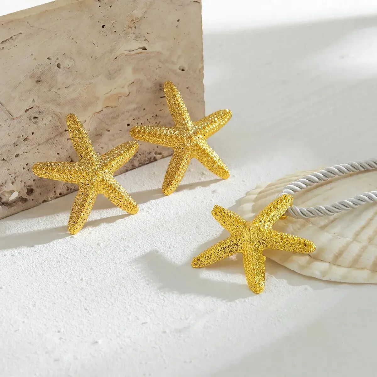 Beaded Necklaces Exaggerated Boho Colorful Metal Big Starfish Star Pendant Choker Necklace Stud Earrings Summer Punk Chunky Chain Y2K Jewelry Set 2311