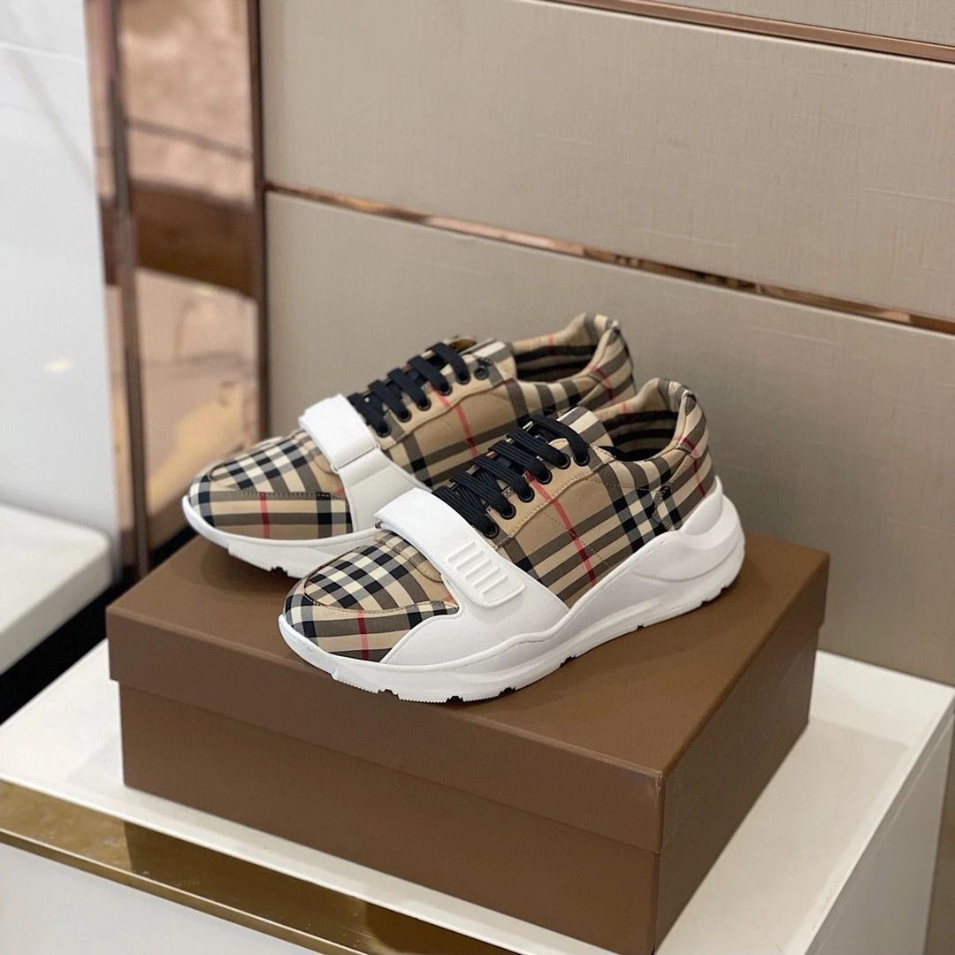 8UR8ERRY Men Women luxury Designer Shoes Vintage Check Cotton Casual Sneaker Archive Beige Fashion brand trainer sports sneakers newest high quality Running shoes
8UR8ERRY Men Women luxury Designer Shoes Vintage Check Cotton Casual Sneaker Archive Beige Fashion brand trainer sports sneakers newest high quality Running shoes