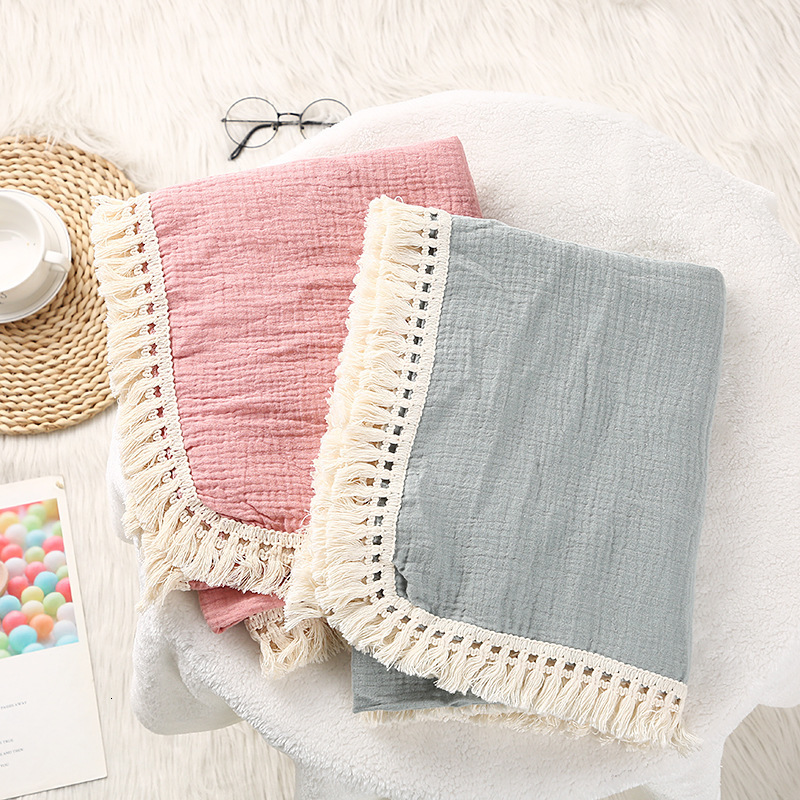 Blankets Swaddling Cute Bear Muslin Squares Cotton Baby for born Plaid Infant Swaddle Babies Accessories Bed Summer Comforter 230426