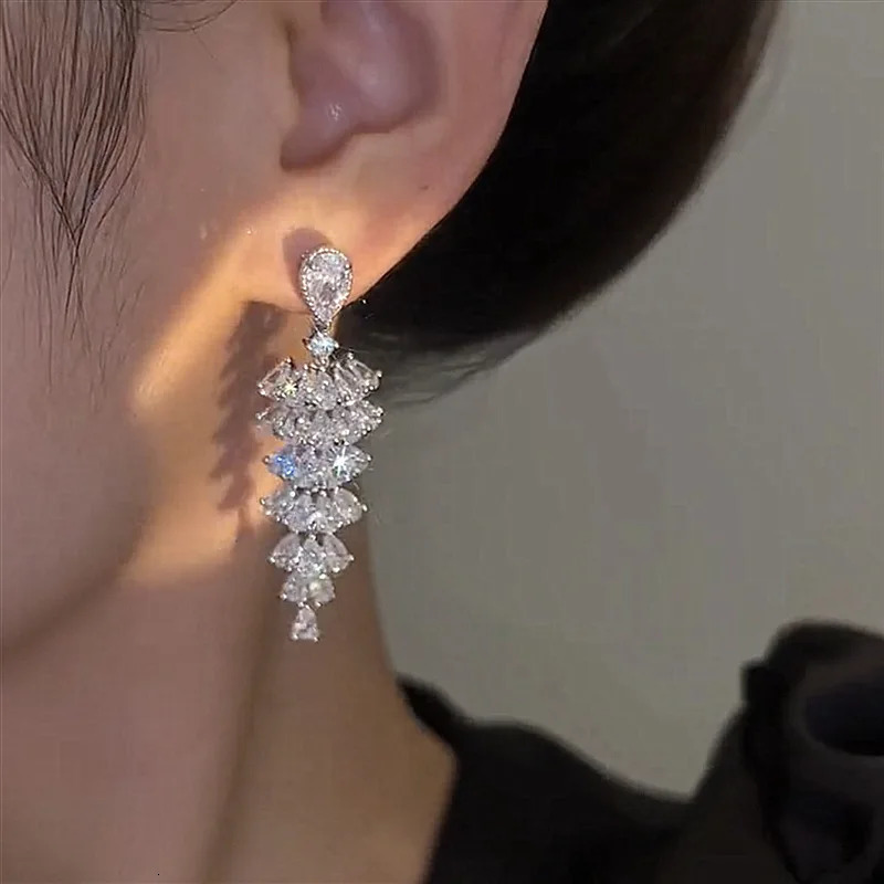 Stud Fashion Geometric Dangle Drop Earrings for Women Wedding Party Jewelry Accessories Gorgeous Cubic Zirconia Bridal Brincos 231127
