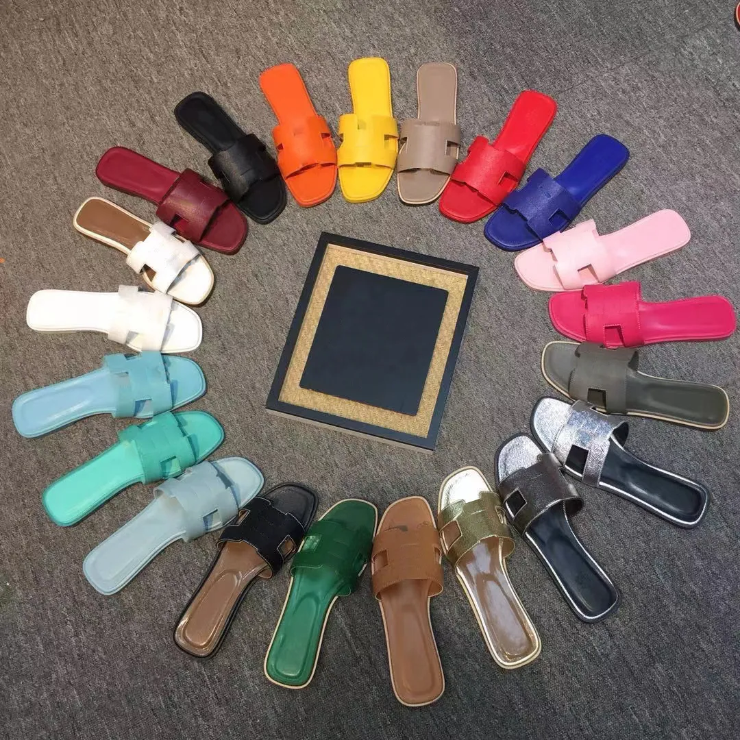 2023 Designer shoes Women Slippers Genuine Leather Flat Sandals Summer Fashion Beach Drag Nude Black White Brown Matte Women's Slipper 36-42