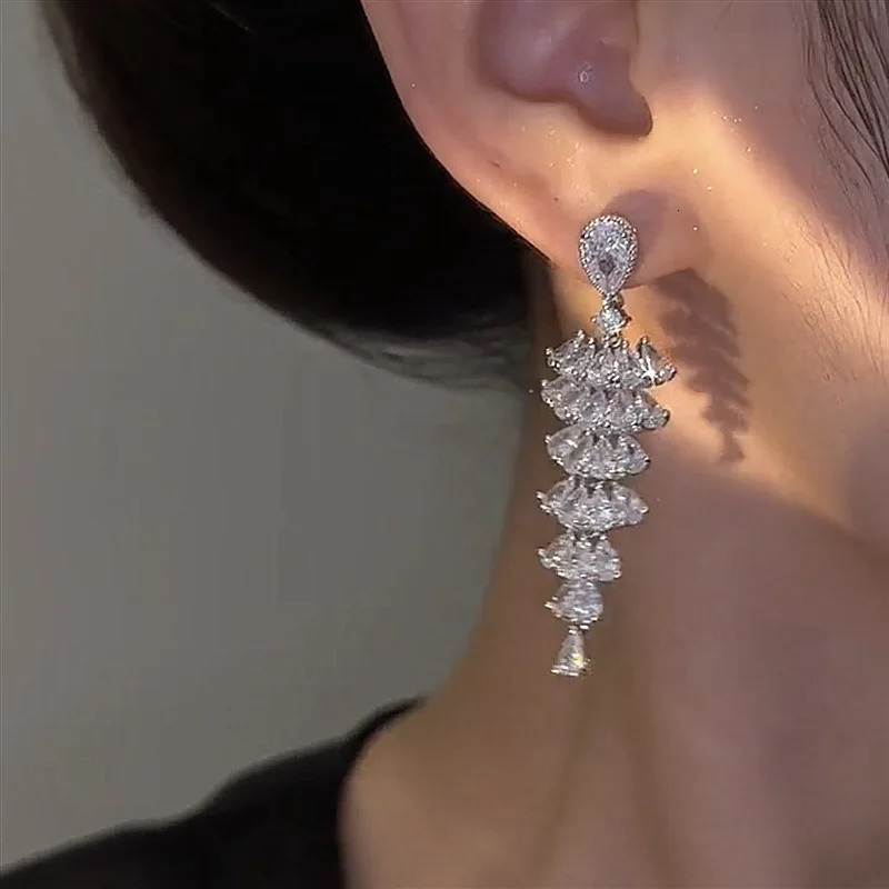 Stud Fashion Geometric Dangle Drop Earrings for Women Wedding Party Jewelry Accessories Gorgeous Cubic Zirconia Bridal Brincos 231127