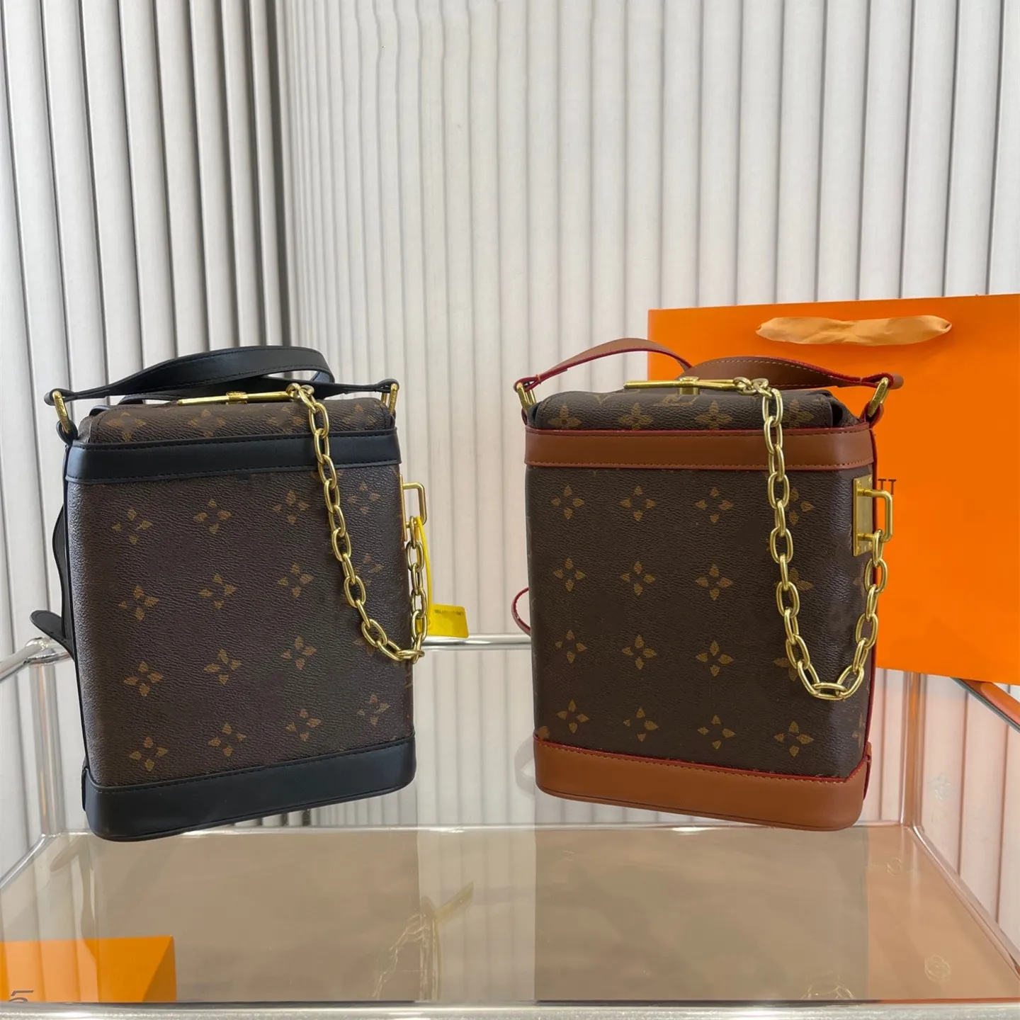 MT Men Fashion bag Casual Designer Luxury Milk Box Cross body Messenger Bag Shoulder Bags High Quality TOP Handbag Purse Pouch
MT Men Fashion bag Casual Designer Luxury Milk Box Cross body Messenger Bag Shoulder Bags High Quality TOP Handbag Purse Pouch
