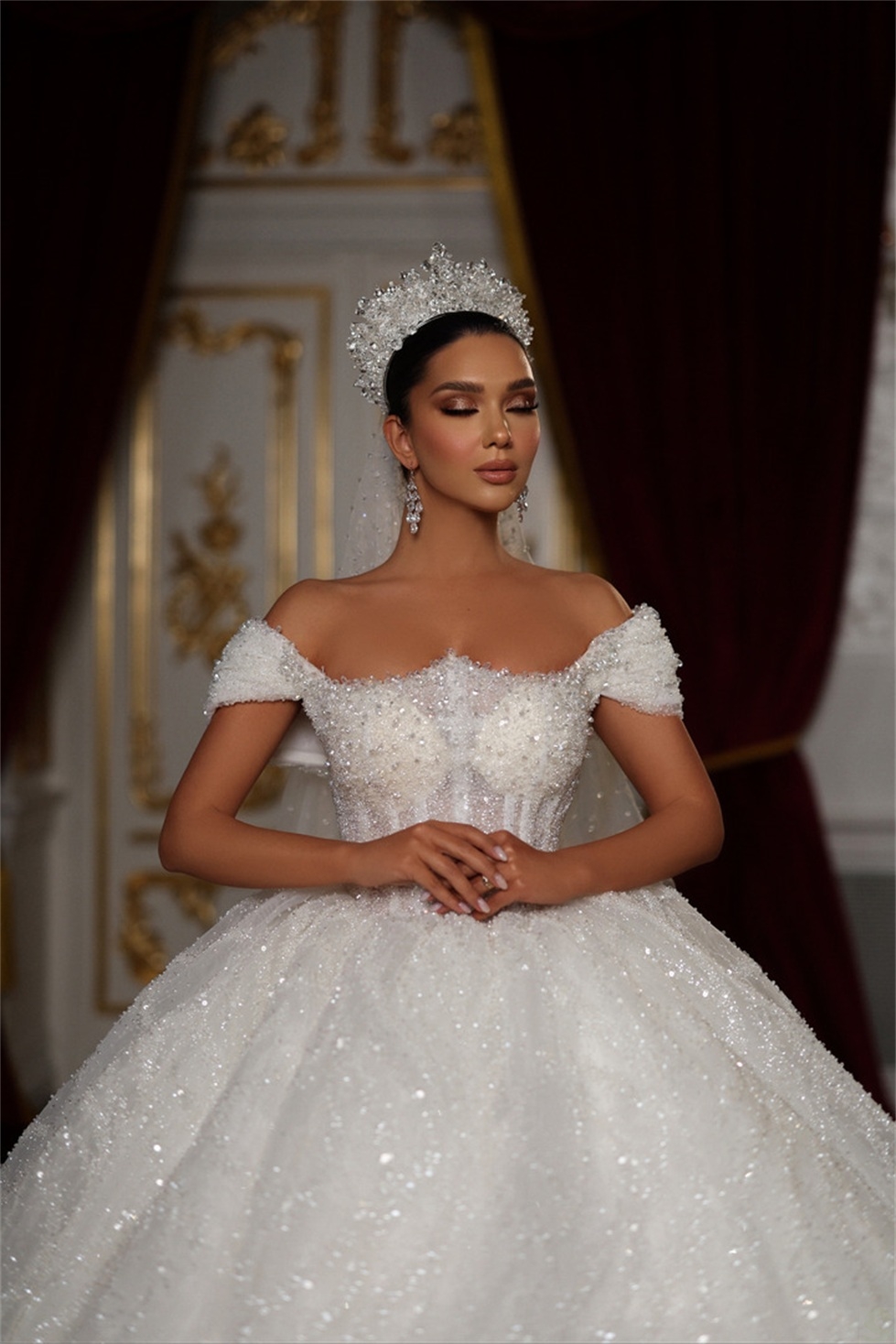 Custom Made Princess Ball Gown Wedding Dresses Sparkly Sequins Off Shoulder Luxury Crystal Bridal Gowns
