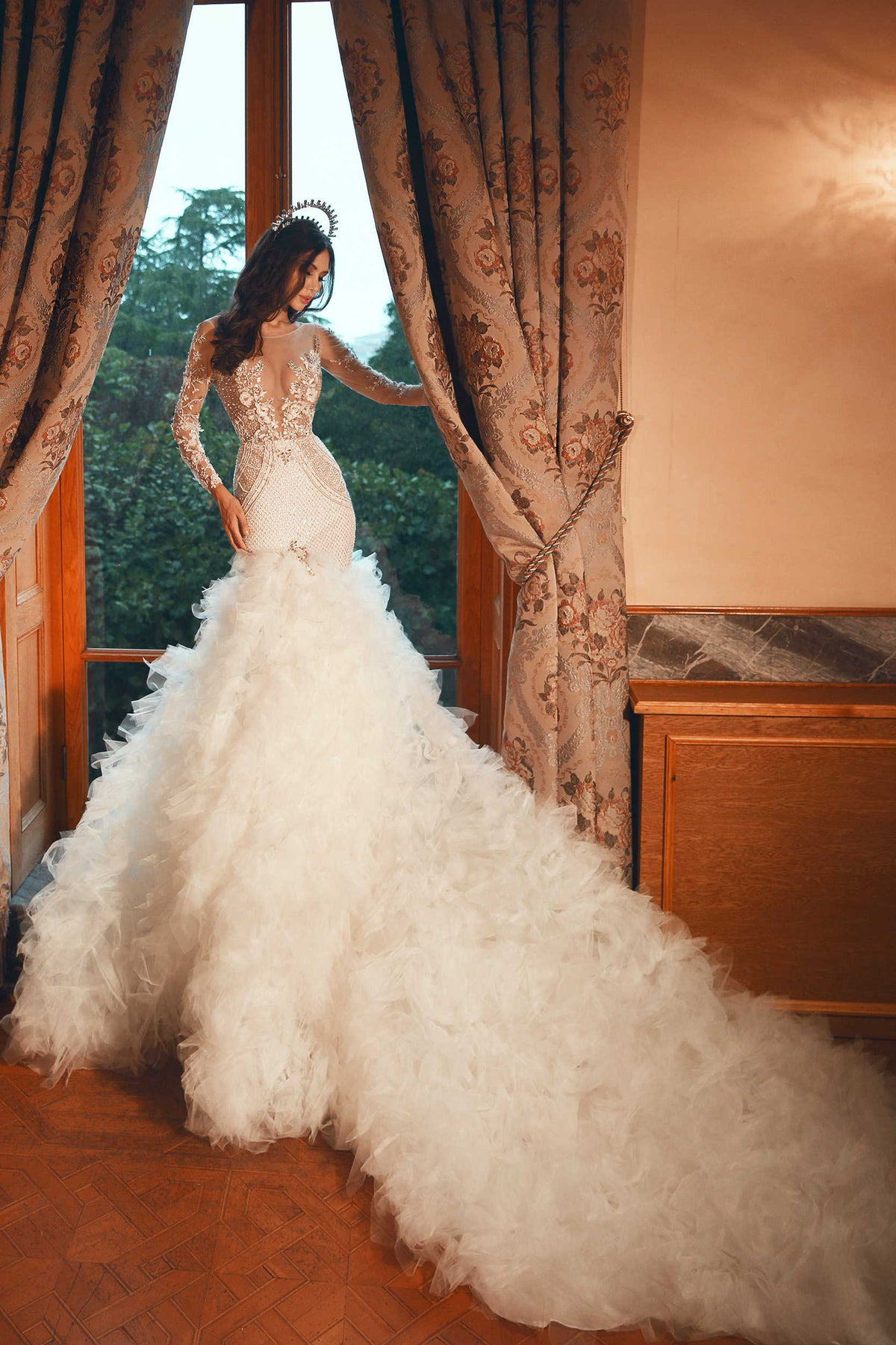 Cascading Ruffles Mermaid Wedding Dresses Sheer Jewel Neck Long Sleeve Bridal Gowns Beading Top Vestido Novia Appliques Bride Dress