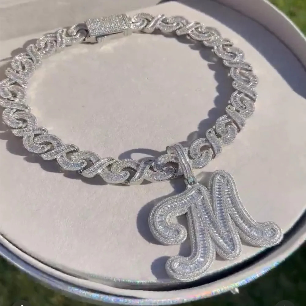 Chokers UWIN Baguettecz Letter Pendant for Women Iced Out Cubic Zirconia Cuban Chain Necklaces Fashion Hip Hop Jewelry Gift 231127