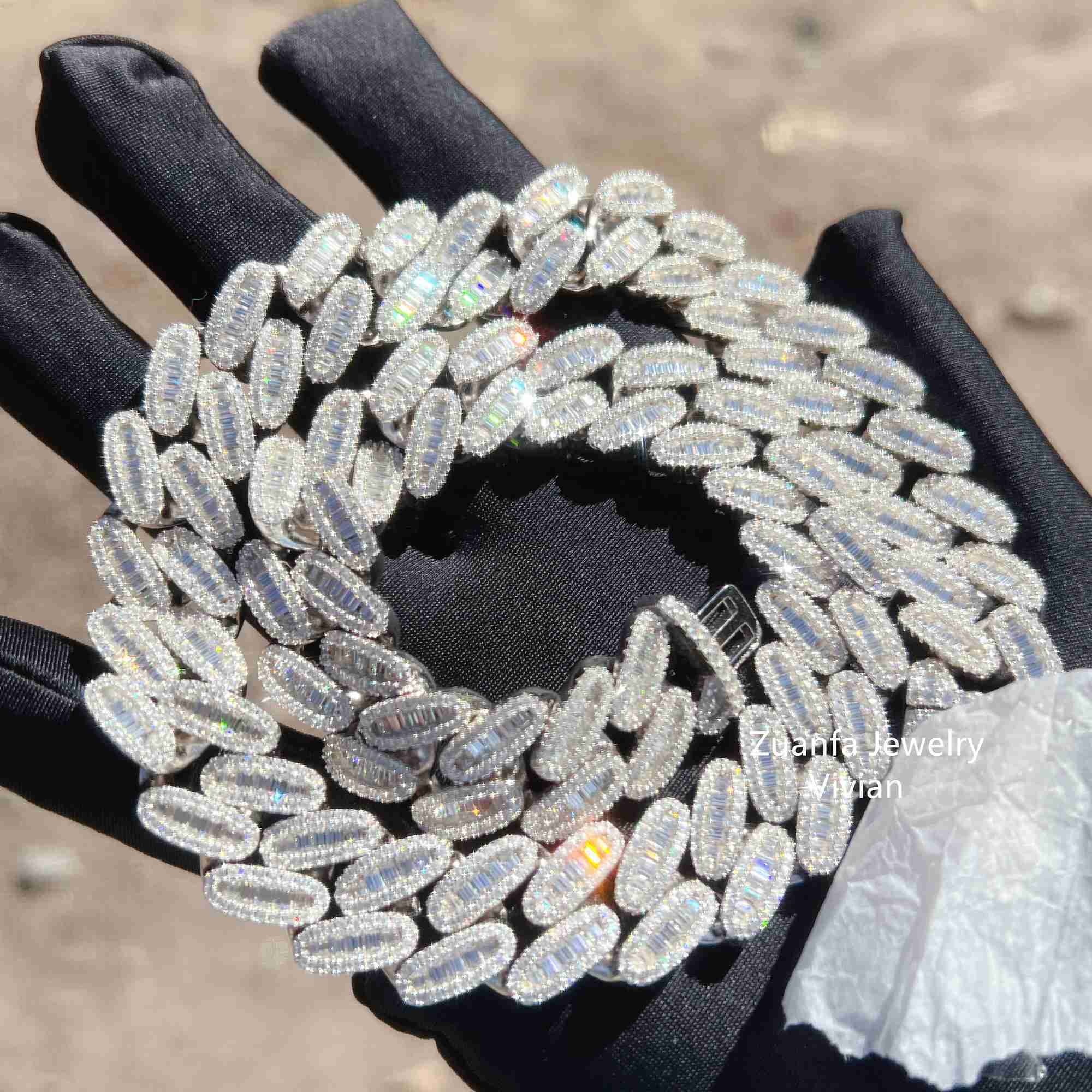16mm Width Silver S925 Fashion Necklace Vvs Moissanite Diamond Hip Hop Jewelry Iced Out Jewelry Cuban Link Chain
16mm Width Silver S925 Fashion Necklace Vvs Moissanite Diamond Hip Hop Jewelry Iced Out Jewelry Cuban Link Chain