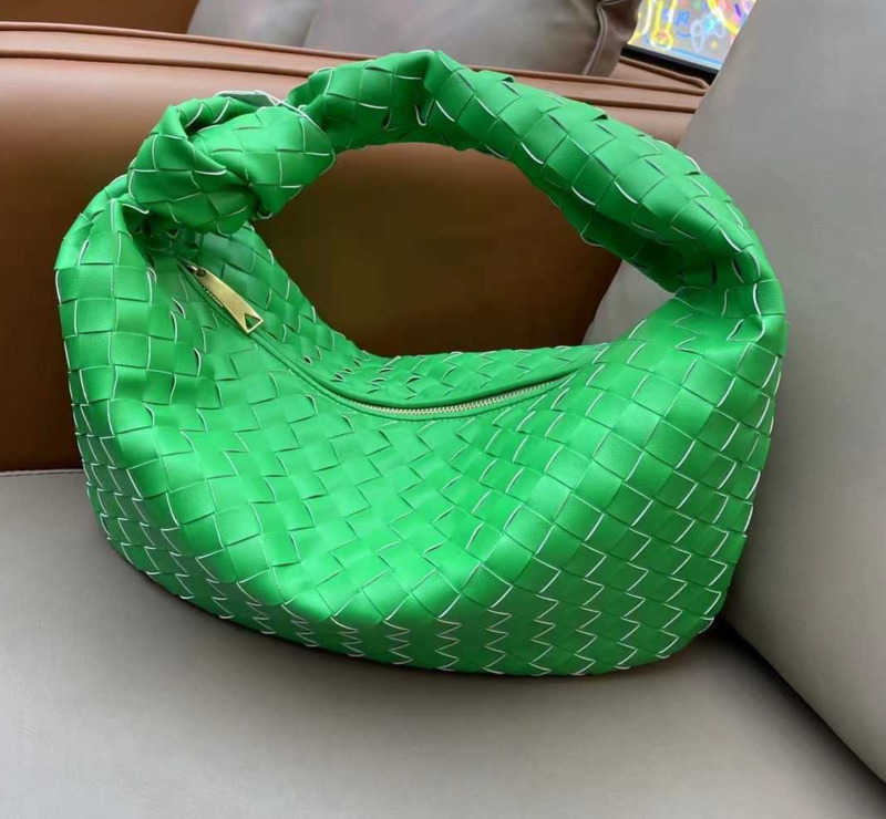 Authentic Winter Venetas Designer Bags Bottegas Fashion Bags Jodies Large Bag Knotted Dumpling Woven Leather Women's One Shoulder Diagonal Jod Outlet FZUW, Blue
Authentic Winter Venetas Designer Bags Bottegas Fashion Bags Jodies Large Bag Knotted Dumpling Woven Leather Women's One Shoulder Diagonal Jod Outlet FZUW, Blue