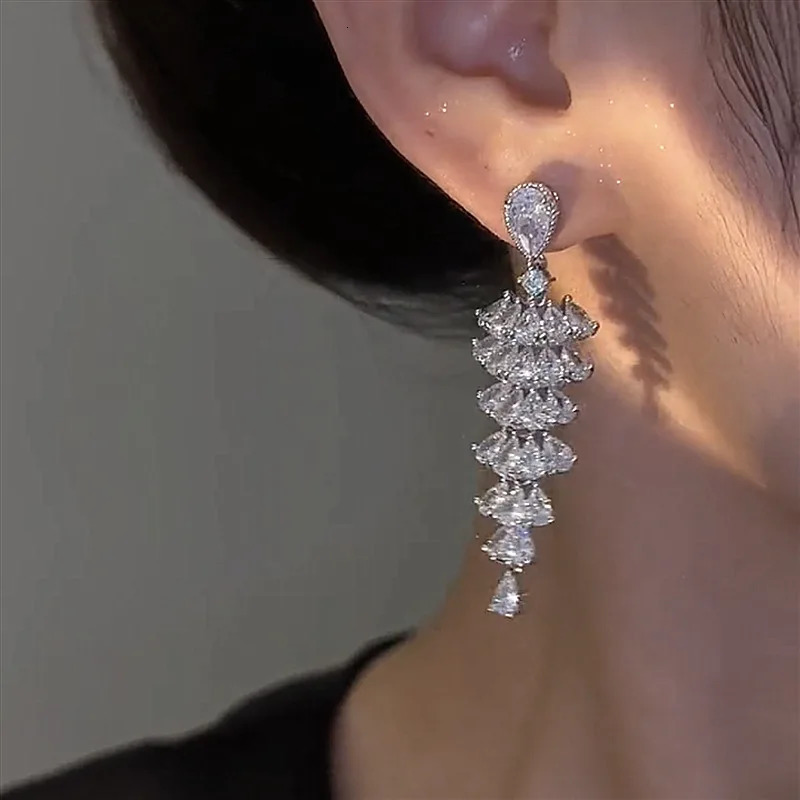 Stud Fashion Geometric Dangle Drop Earrings for Women Wedding Party Jewelry Accessories Gorgeous Cubic Zirconia Bridal Brincos 231127