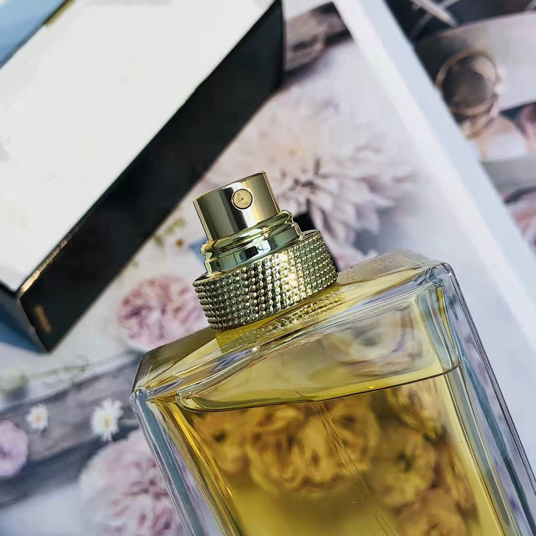 Designer brand LB 90ml women men Eau de parfum original smell long time lasting lady body mist high quality fast ship
Designer brand LB 90ml women men Eau de parfum original smell long time lasting lady body mist high quality fast ship