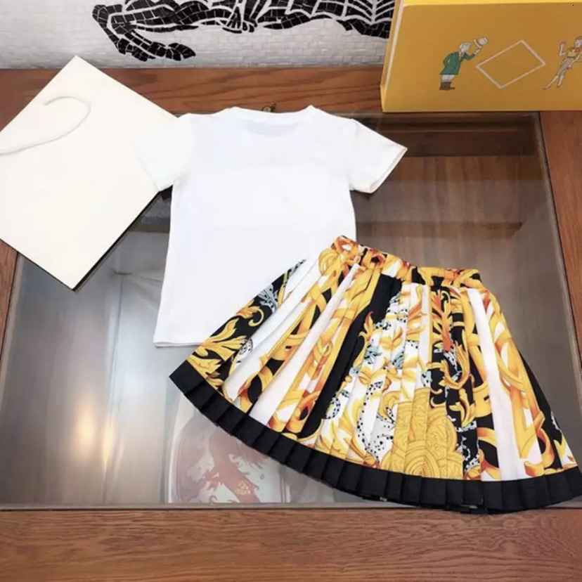 Clothing Sets Summer girls dress set gold printed cotton fabric 230427