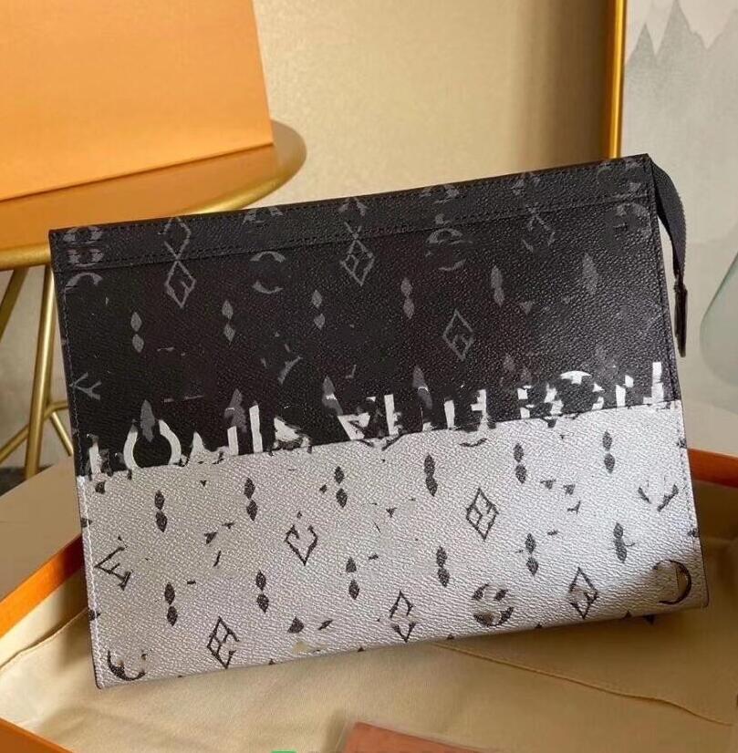 7A Genuine leather New Clutch bag Travel Toiletry Pouch 26cm Protection Makeup Women Waterproof Cosmetic Bags For Womens With Dust Bag 5 color, Black flower
7A Genuine leather New Clutch bag Travel Toiletry Pouch 26cm Protection Makeup Women Waterproof Cosmetic Bags For Womens With Dust Bag 5 color, Black flower