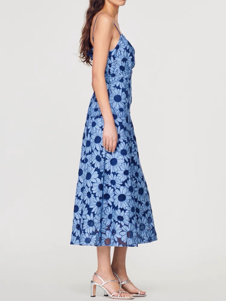 S-a-n-d-r-o French dress V-neck trendy small daisy hook flower hollowed out suspender slim fitting women's long dress