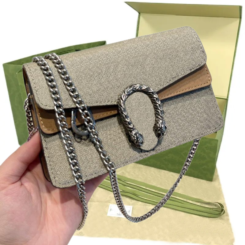 Classic designer bag mini fashion bags wallet Evening luxurys handbags women small messenger high quality Cross body Chain strap shoulder bag clutch purse, Red
Classic designer bag mini fashion bags wallet Evening luxurys handbags women small messenger high quality Cross body Chain strap shoulder bag clutch purse, Red