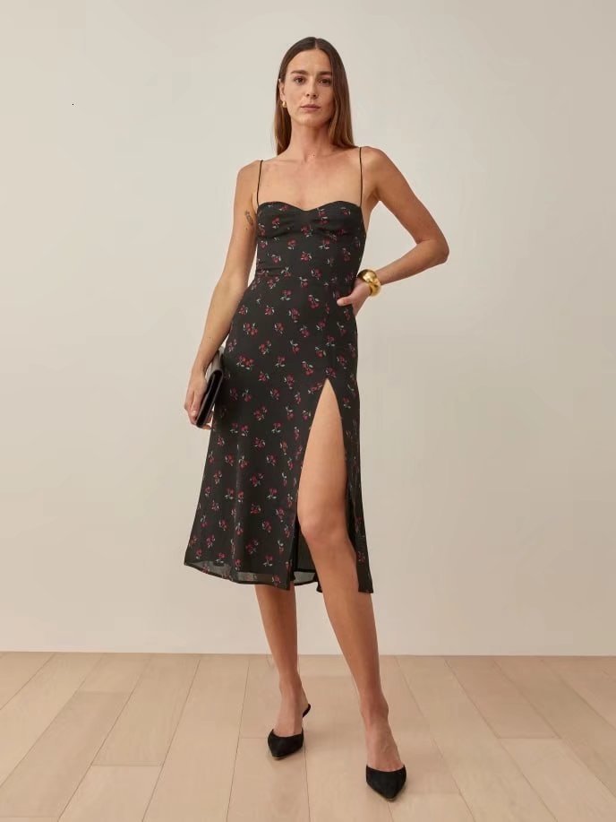 Foridol Strawberry Print White Chiffon Long Dress Women Spaghetti Strap Vintage Boho Summer Beach Maxi Sleeveless Sundress 220613