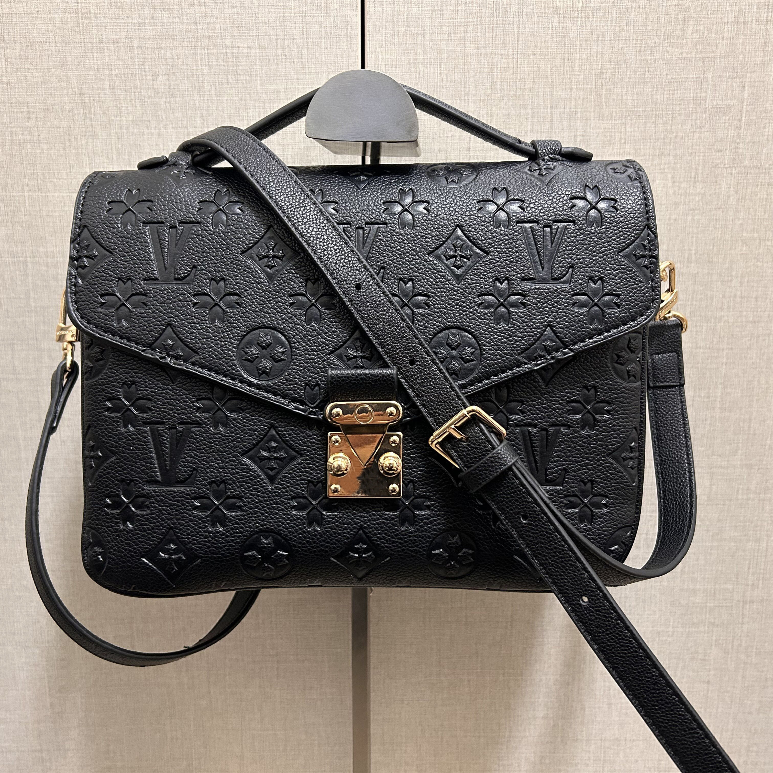 Trend luxury designer Messenger bag Ladies handbag Messenger bag Oxidized leather Shoulder bag Handbag Wallet louise Purse vutton Crossbody viuton Bag