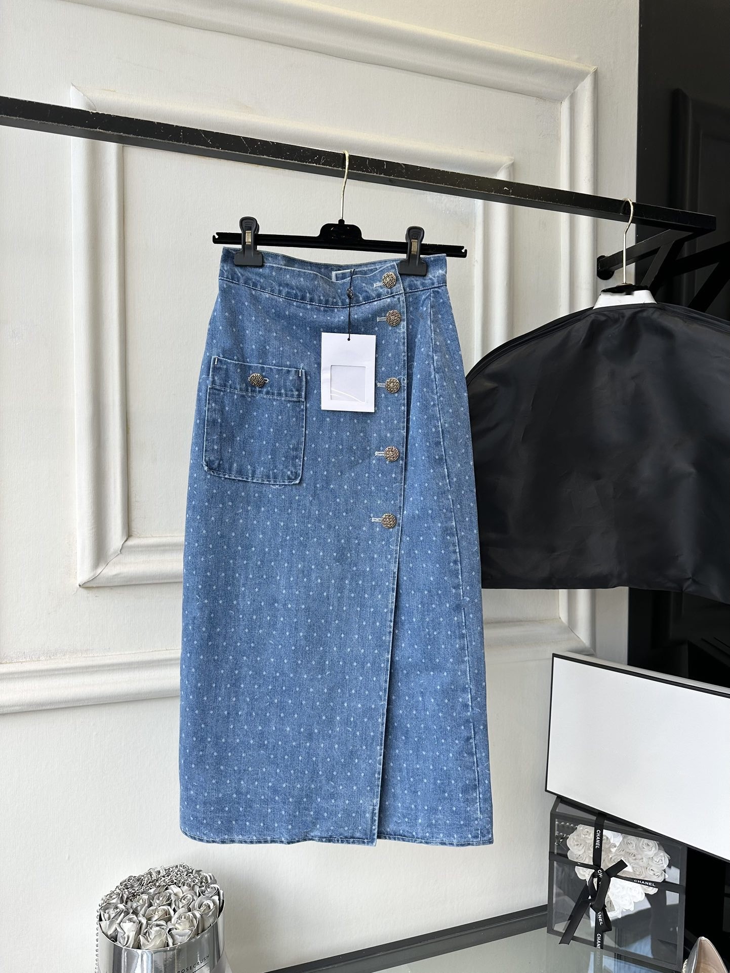 2023 New Summer Autumn Fashionable Milan Designer Skirts Fashion A Skirts Women Brand Same Style Sundress 0427-19, Blue
2023 New Summer Autumn Fashionable Milan Designer Skirts Fashion A Skirts Women Brand Same Style Sundress 0427-19, Blue