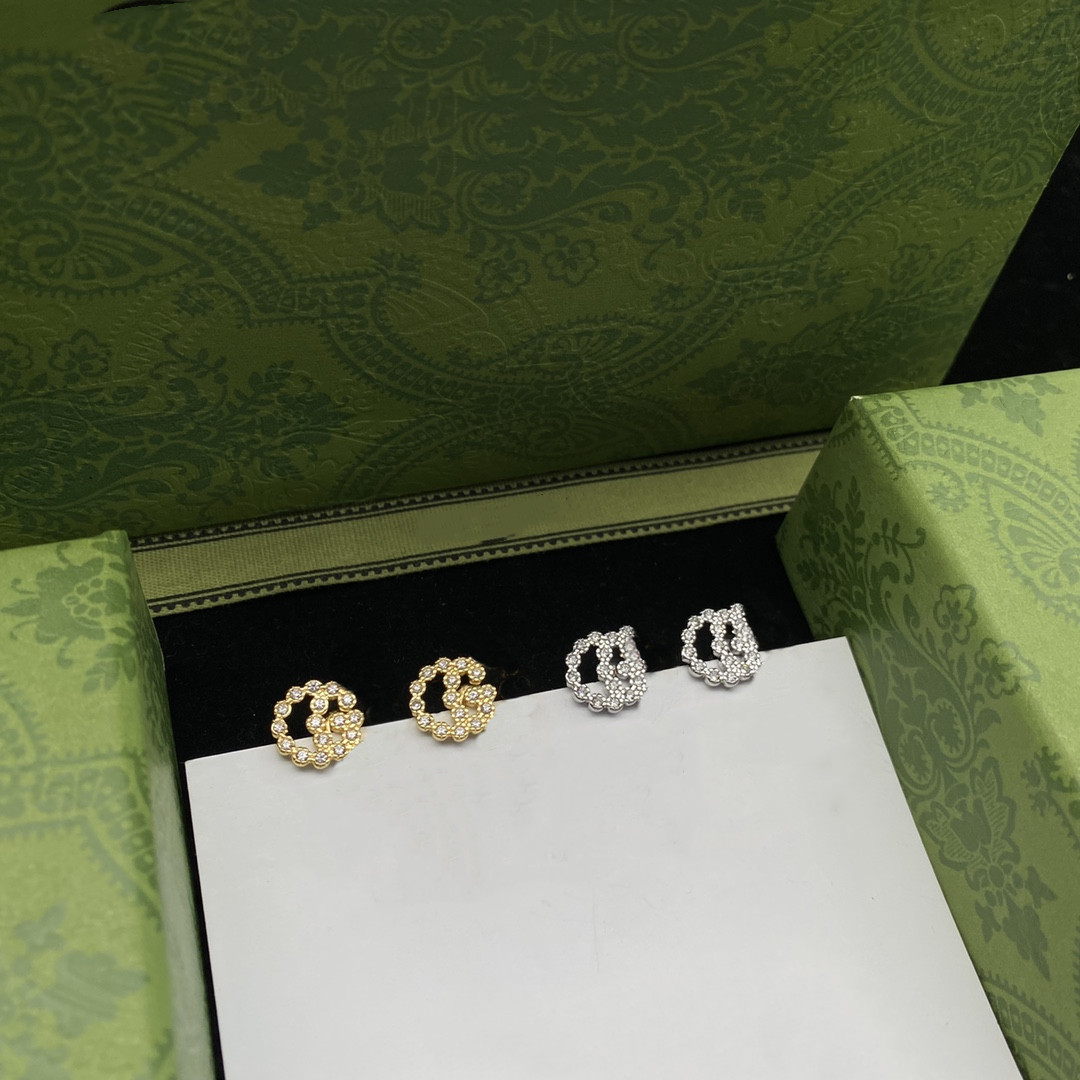 Letter Ear clamp earrings designer charm earrings for Woman Brass Fashion Jewelry Supply
Letter Ear clamp earrings designer charm earrings for Woman Brass Fashion Jewelry Supply
